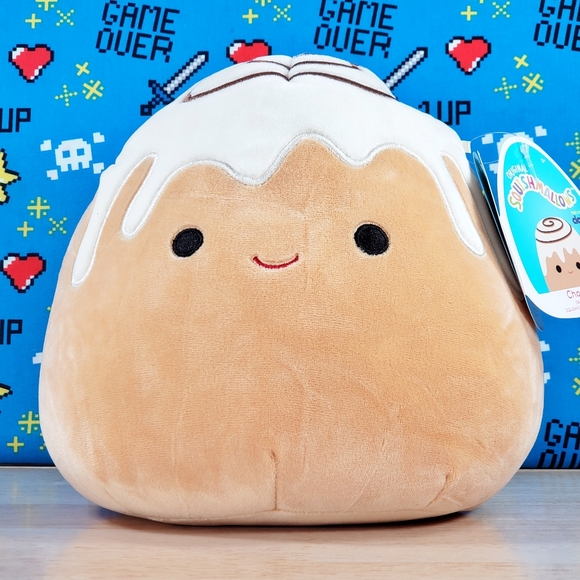 Squishmallow Chanel The Cinnamon Roll 